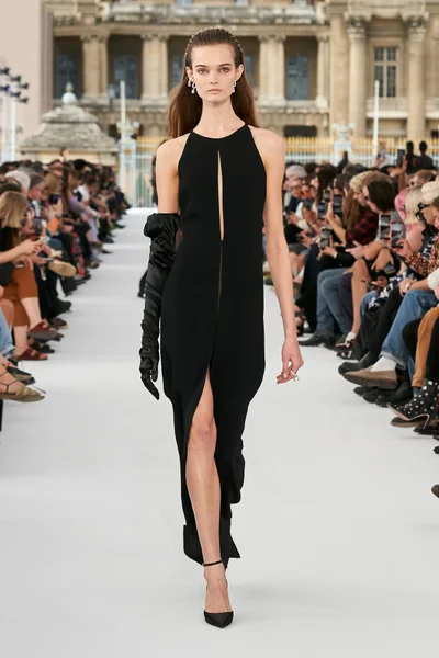 Look 40